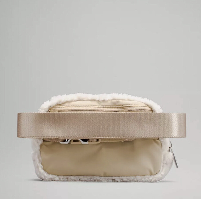 lululemon everywhere fleece bag ivory Amazon.com: Athletica Belt (Light Ivory) : Clothing, Shoes & Jewelry Lululemon Everywhere Belt Bag Fleece