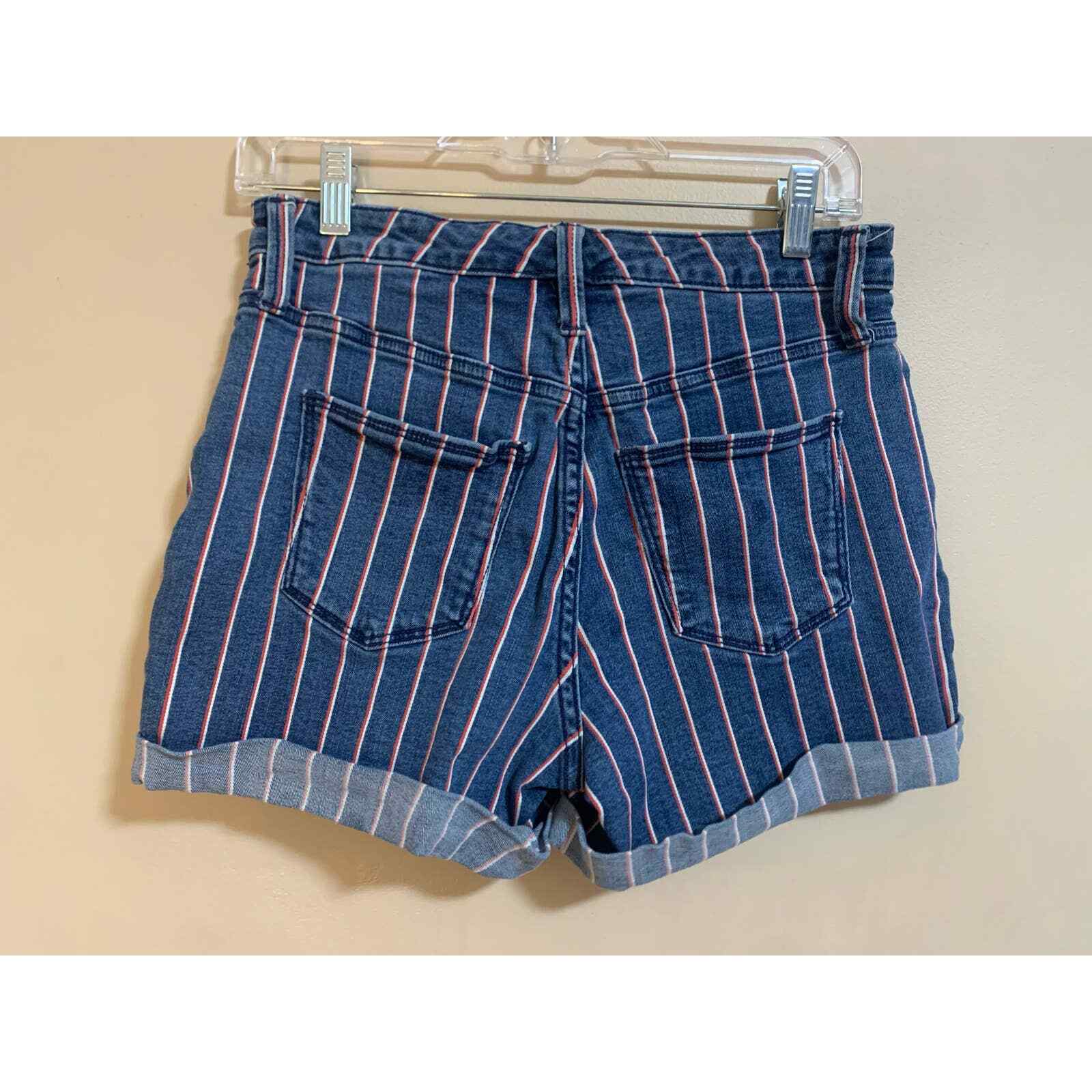 Universal Thread Cuffed Shorts Red/White/Blue Wom… - image 3