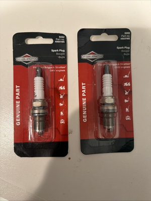 #ad Lot of 2 BRIGGS amp; STRATTON Spark Plugs: Fits Most OHV Engines #5092 $5.99
