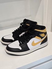 Nike Air Jordan 1 Mid 'Black University Gold' size 9