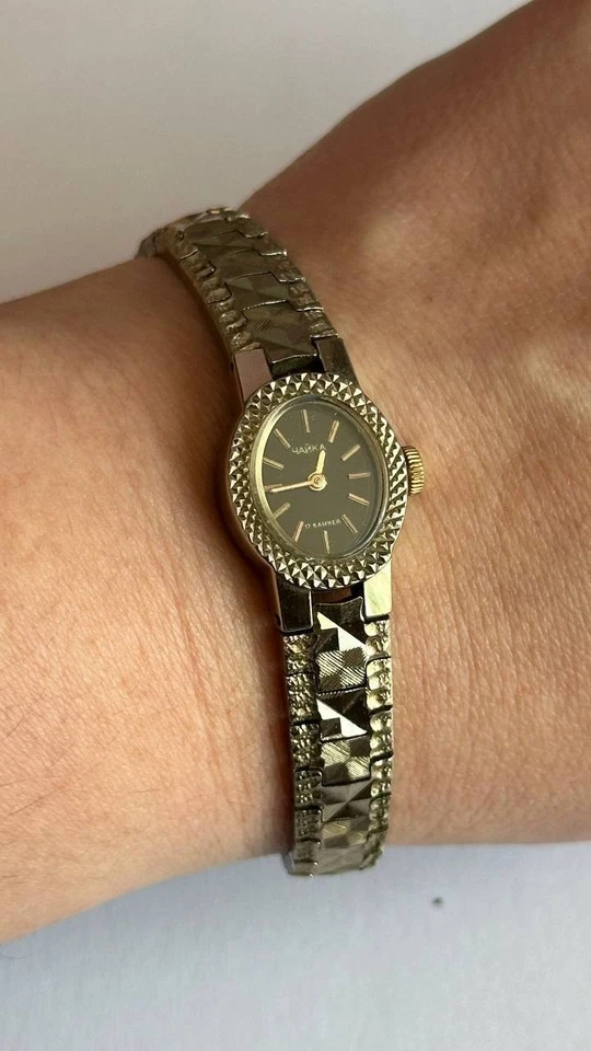 Reloj Chaika Mujer Vintage URSS - Esfera Negra, 17 Joyas, Reparado, Funciona Foto 4 de 4