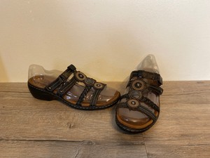 cobb hill by new balance womens sandals