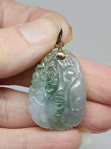 Authentic Vintage Sterling Silver Gold Plated Vermeil Apple Green Jade Hand Carved Flower