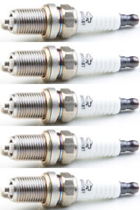 Briggs and Stratton 5 Pack Of Genuine OEM Replacement Spark Plugs # 496018S-5PK