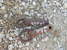 Farmall 300 rowcrop IH tractor ORIGINAL 2pt fasthitch quick hitch pins pin