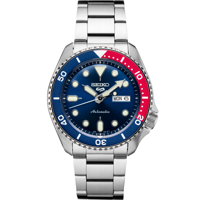Seiko Men's Analog Automatic Blue Dial Silver Bracelet 5 Sports