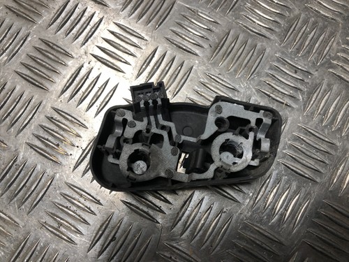 KENNZEICHENBELEUCHTUNG Links BMW 3 serie (E46/2) 63218383827