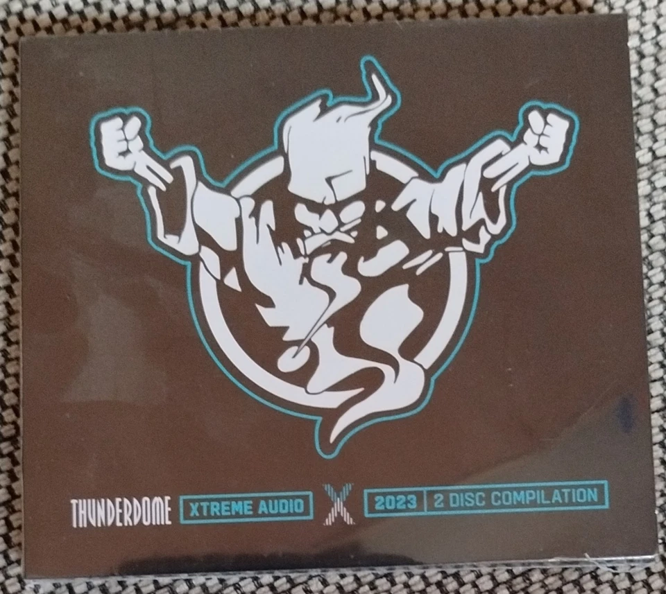 !!! CD Box Thunderdome XXXXX - Lesen !!!