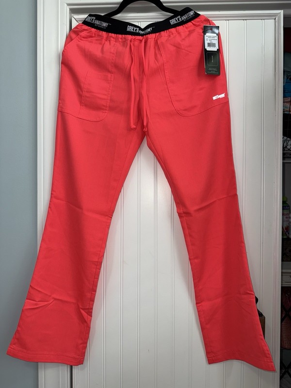 New With Tags. Grey’s Anatomy 3 Pocket Scrub Pants. Size Small. Papaya.