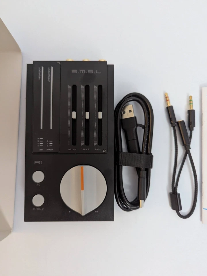SMSL R1  DAC Headphone Amplifier - Mic Input - EQ Presets - Driverless Install - Image 2 of 4