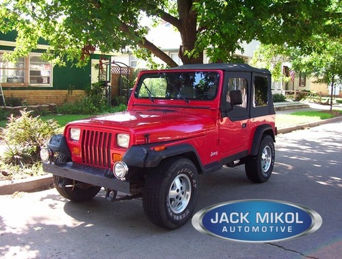 88-95 Jeep Wrangler Negro Soft Top + Upper Skins - Imagen 2 de 3