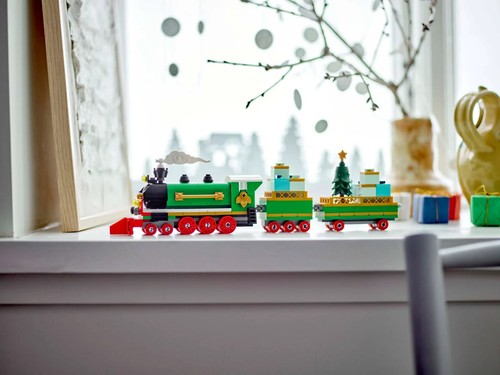 LEGO Creator 40700 Winter Holiday Train Limited Edition Set NEW SEALED - Picture 4 of 5