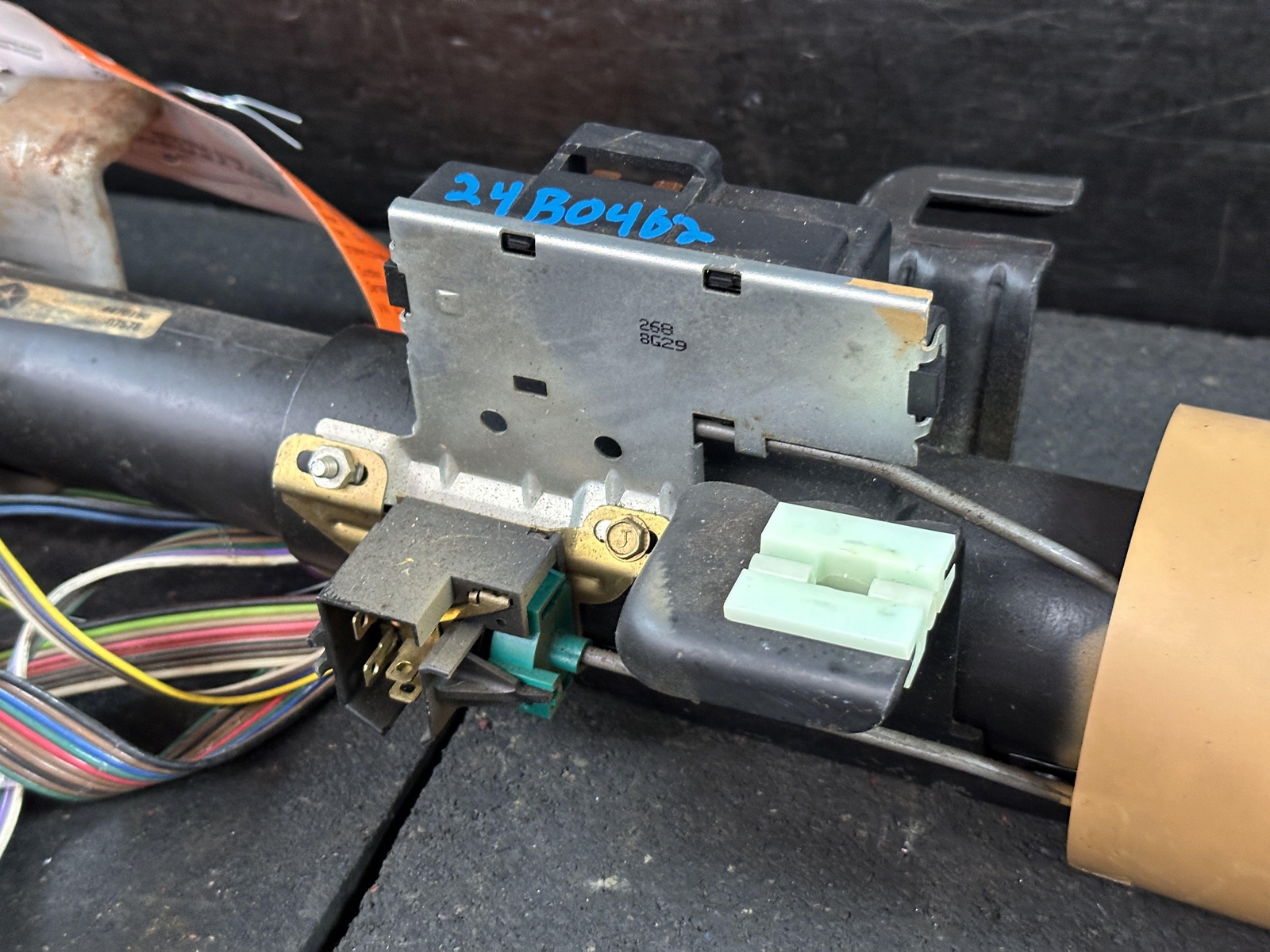 1989 CHRYSLER TC MASERATI STEERING COLUMN W/ KEY FLOOR SHIFT 4470190