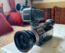 CAMERA SONY HVR-A1E CMOS HDV - DVCAM - Mini DV PRO.  Avec sac. Partiellement H/S