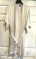 NWT Victorias Secret Satin Ivory CC-34Y5 Robe Kimono Bathrobe XSmall/Small N4490