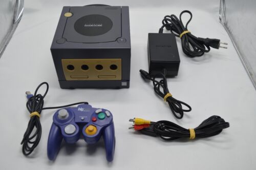 Console Nintendo GC Gamecube complète violette bleue + manette PAL - Foto 1 di 14