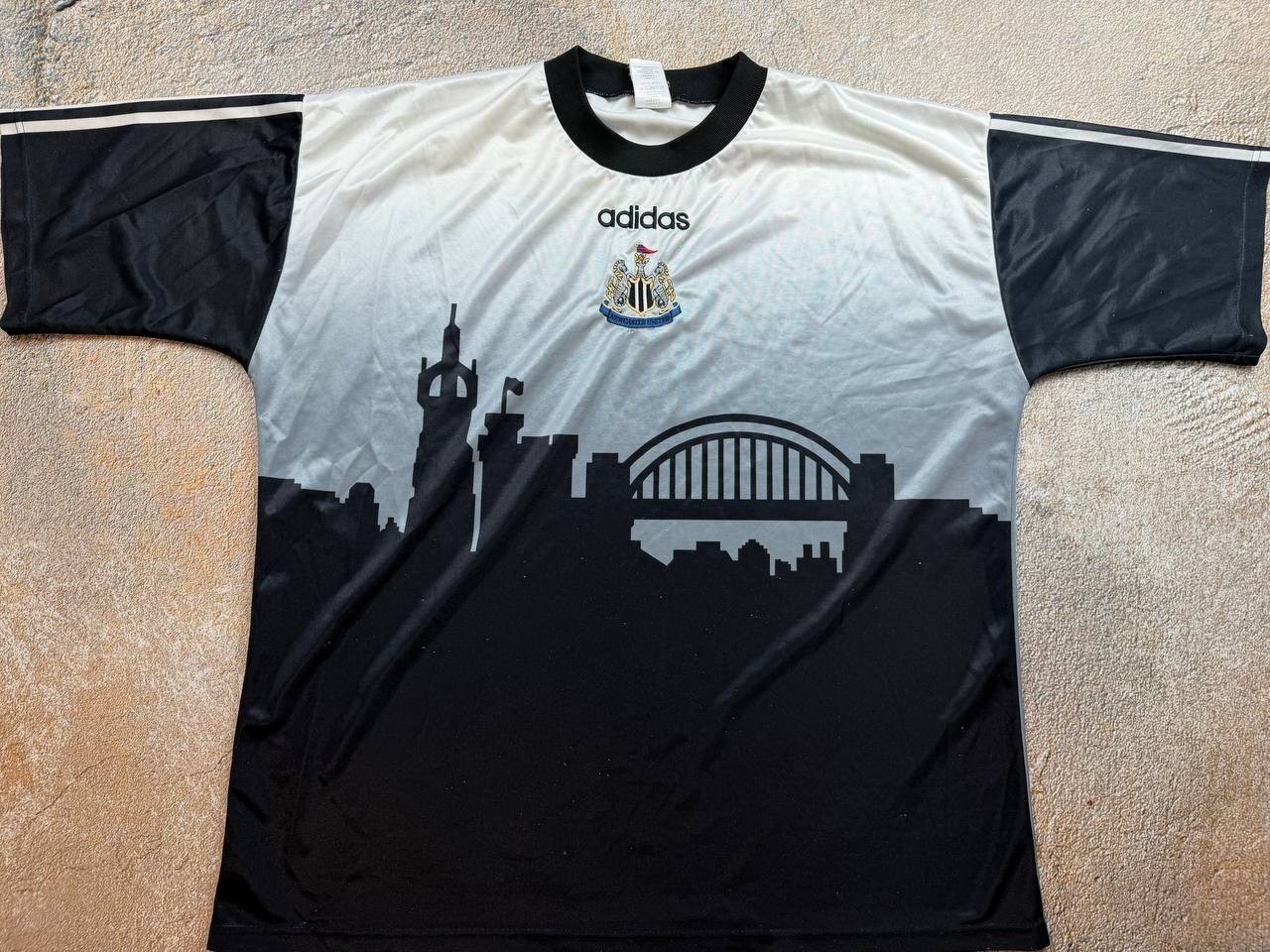 Newcastle Adidas Vintage 1995/1996 Football Shirt Soccer jersey size XL