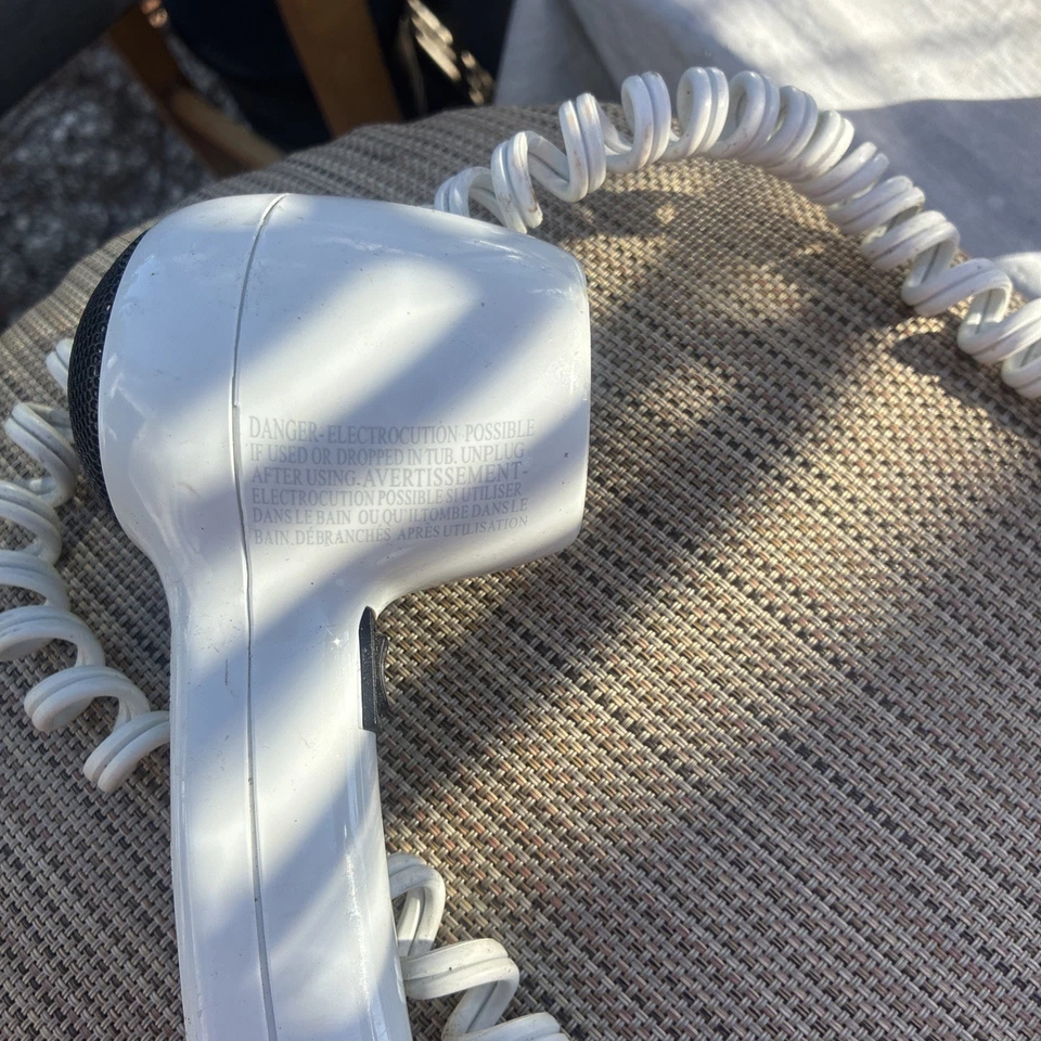 Andis Hang Up Ionic 1600 Watt Wall Mounted Hair Dryer Tested, Works - Image 4 of 4