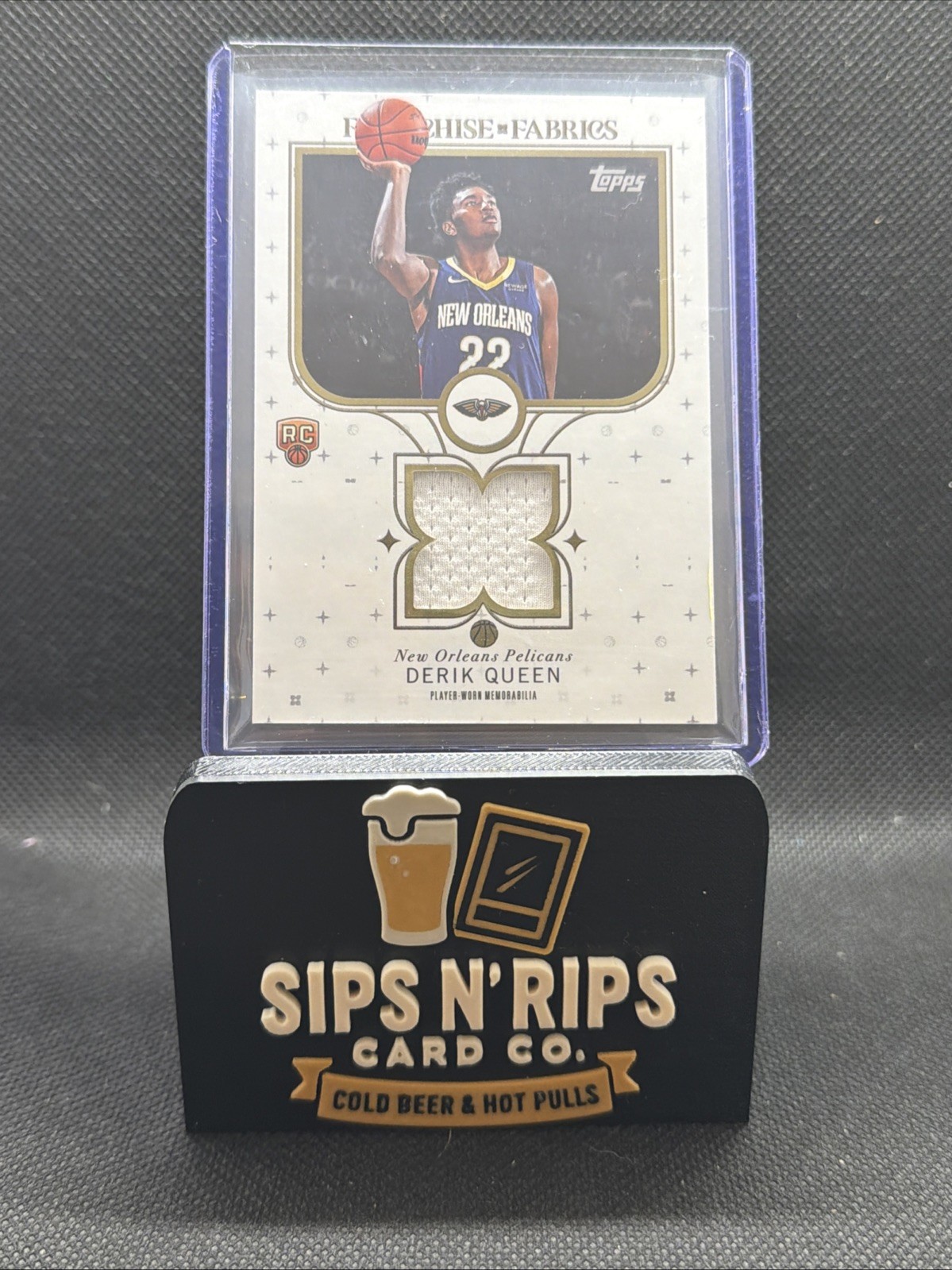 2025-26 Topps Franchise Fabrics Patch Derik Queen RC ROOKIE Relic Pelicans