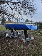 Segelboot Soling mit Trailer