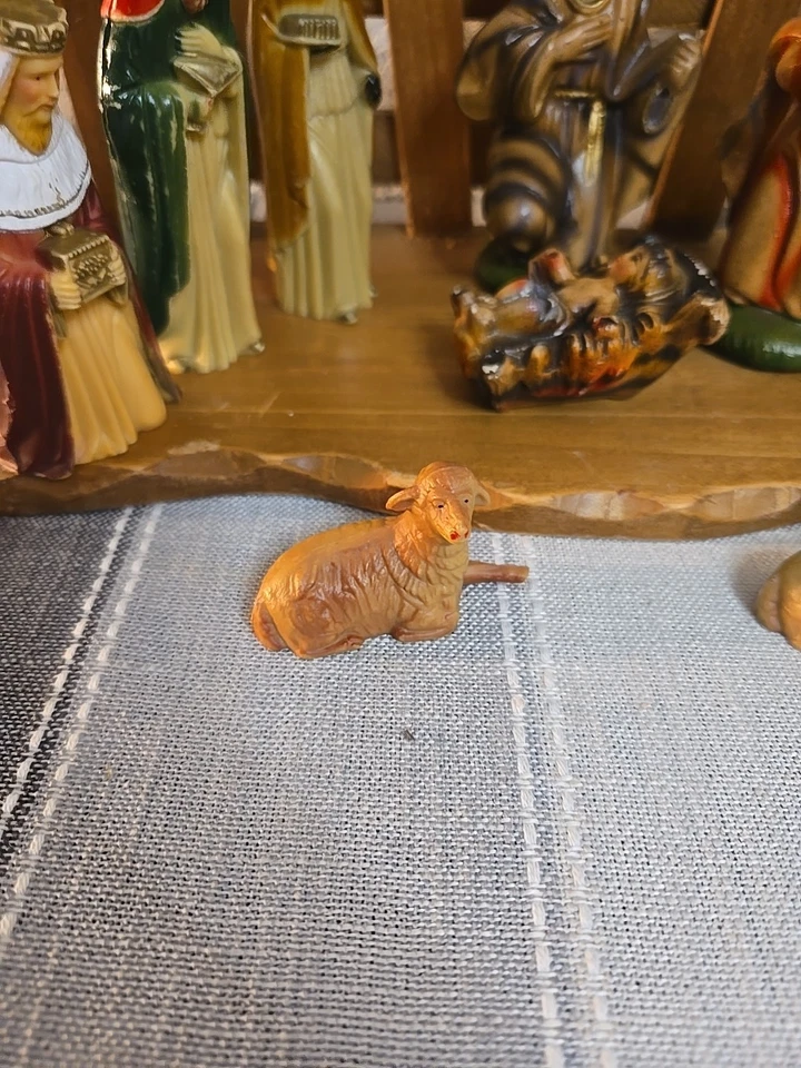 Vintage Nativity Scene Manger Baby Jesus Christmas Set - Image 3 of 4