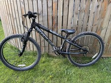 Trek Mountian Bike MT220 -  (12" Frame/24" Wheels)