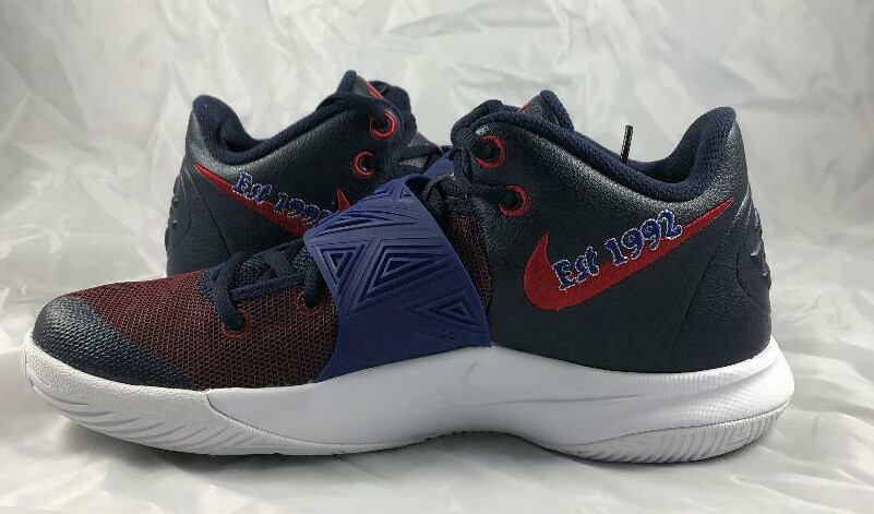 NIKE KYRIE FLYTRAP III BQ3060 400 NIB