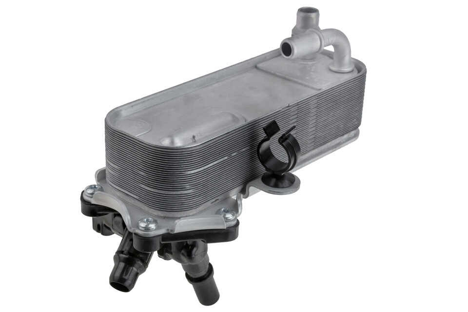 Refroidisseur d'huile 17217600553 pour éliminer la surchauffe de boîte BMW 3 4