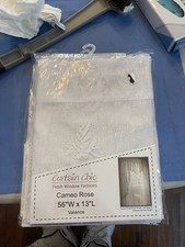 curtain chic cameo rose valance 56”W x 13”L white lace
