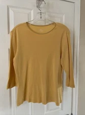 Christopher & Banks Womens Top Sz PM Pretty shades of Yellow Cute Pullover