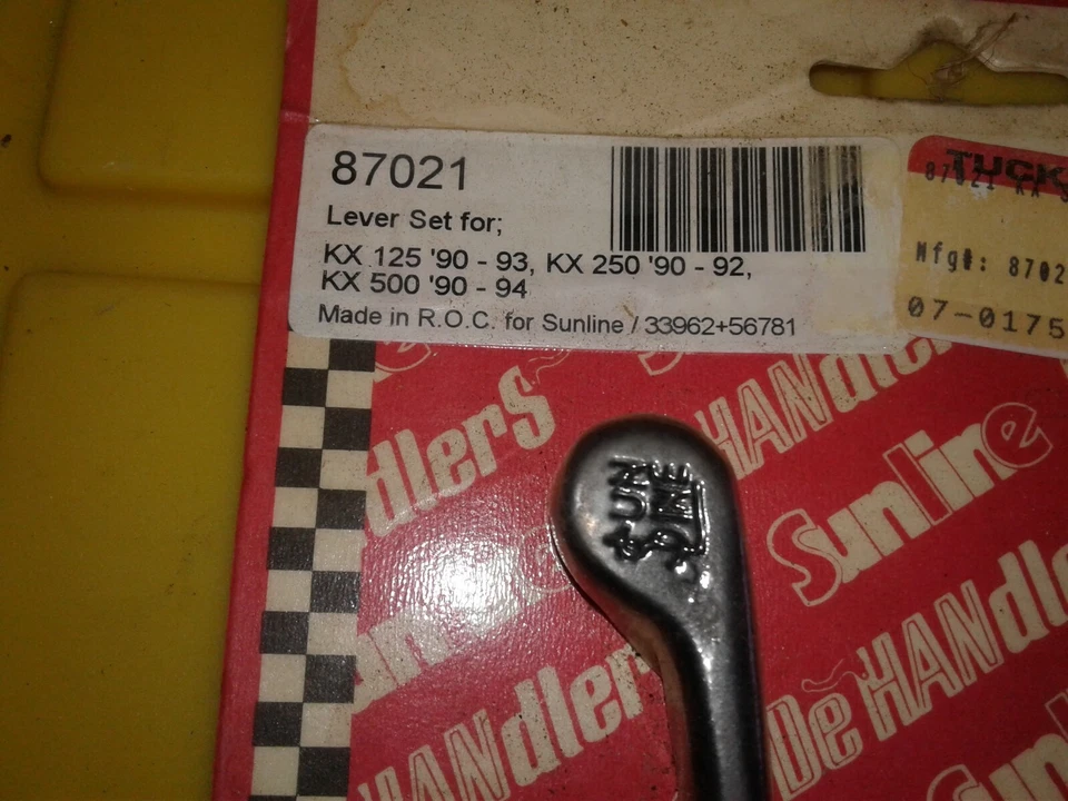 Juego de palancas Kawasaki Sunline 90-94 KX125-500 negro 87021 nuevo Foto 2 de 2