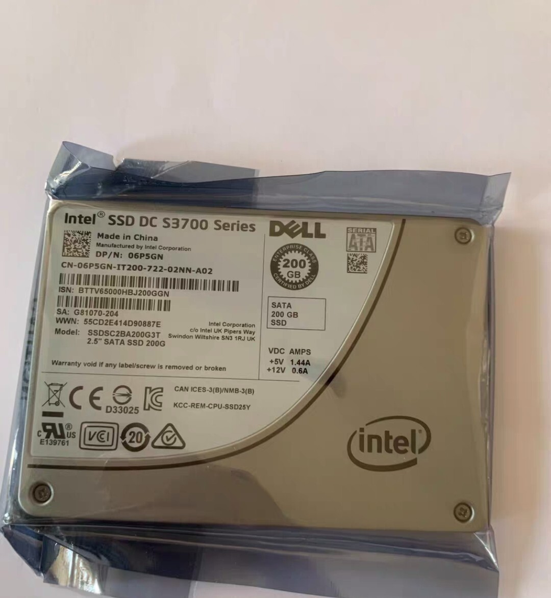 【新品未開封】 Intel SSD DC S3710 400GB 2個セット 新品未開封】 Intel SSD DC S3710 400GB 2個セット