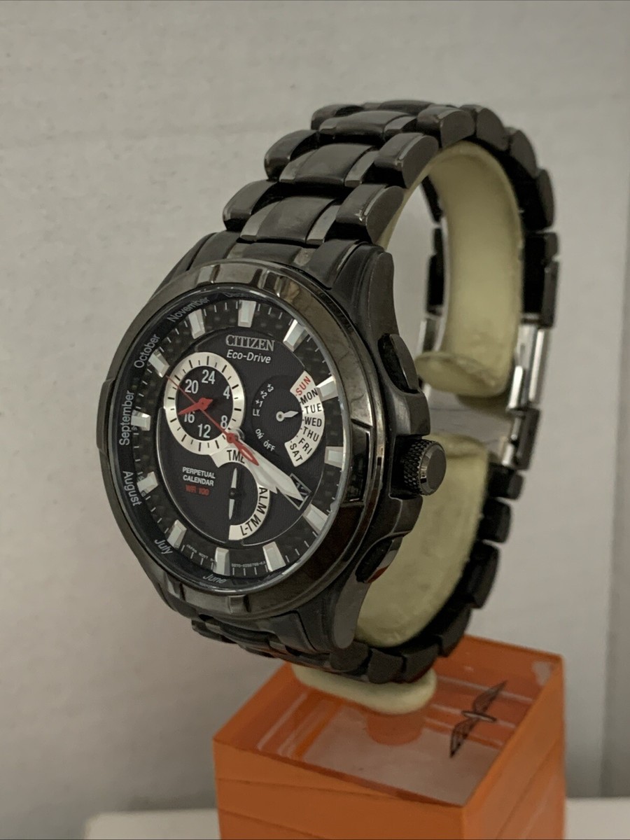 Citizen Men's Eco-Drive Chrono P.Calendar Calibre 8700 ION PVD
