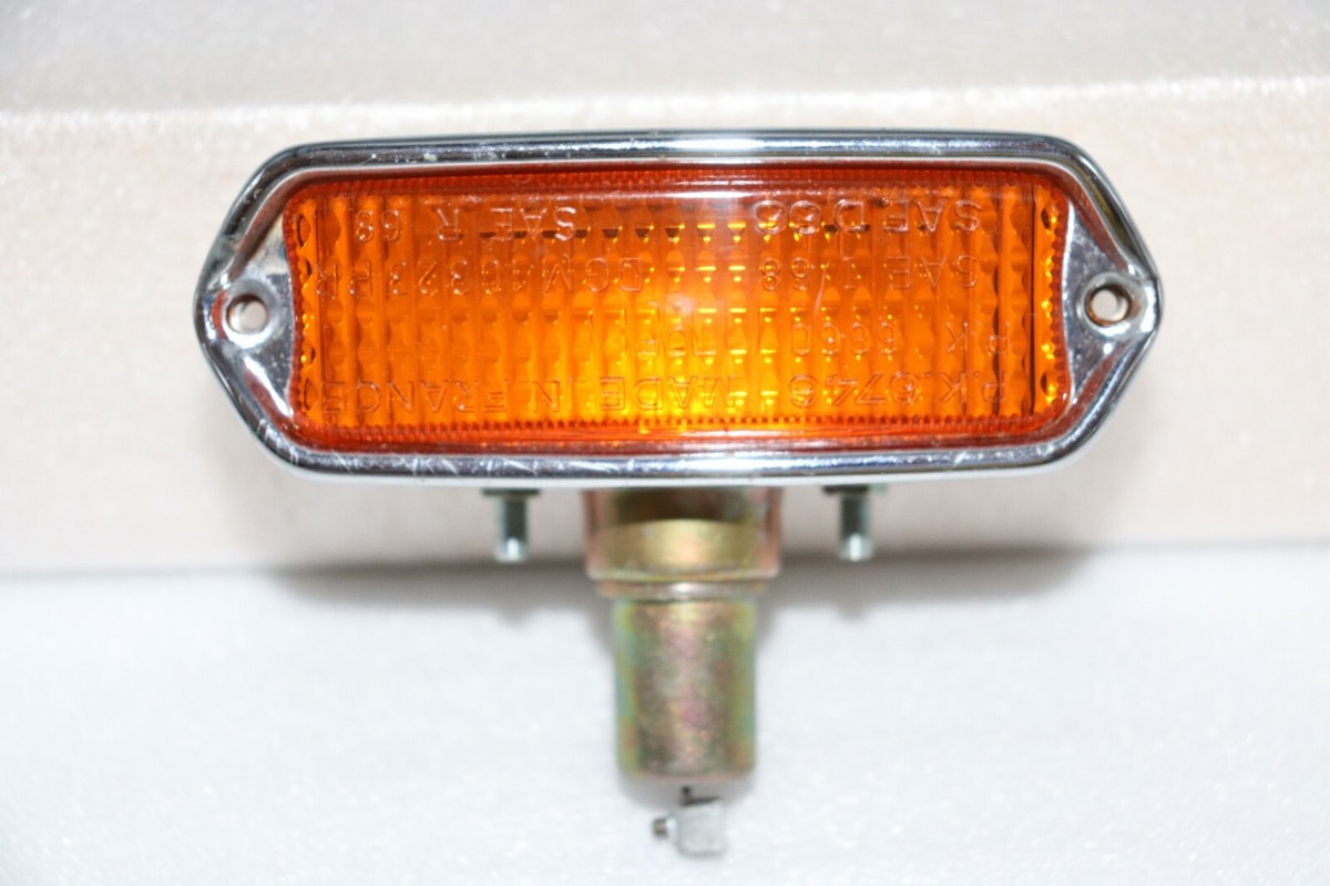 1960's Renault Signal Lamp Assembly PK 6746114 with Amber Lens