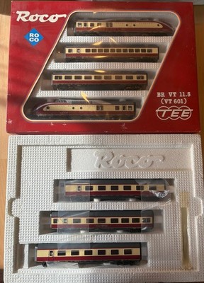 Roco H0 04070A / 04183A 4tlg. TEE mit 3tlg. Ergänzungsset Licht + OVP