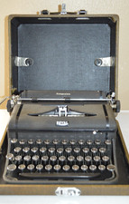 READ DESC Vintage 1940s Royal Companion Portable Typewriter Black with Case thumbnail