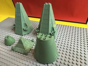 LEGO Lot of 5 Roof Pieces - Tower, Peaked Roof, Cone - Sand Green - Harry Potter