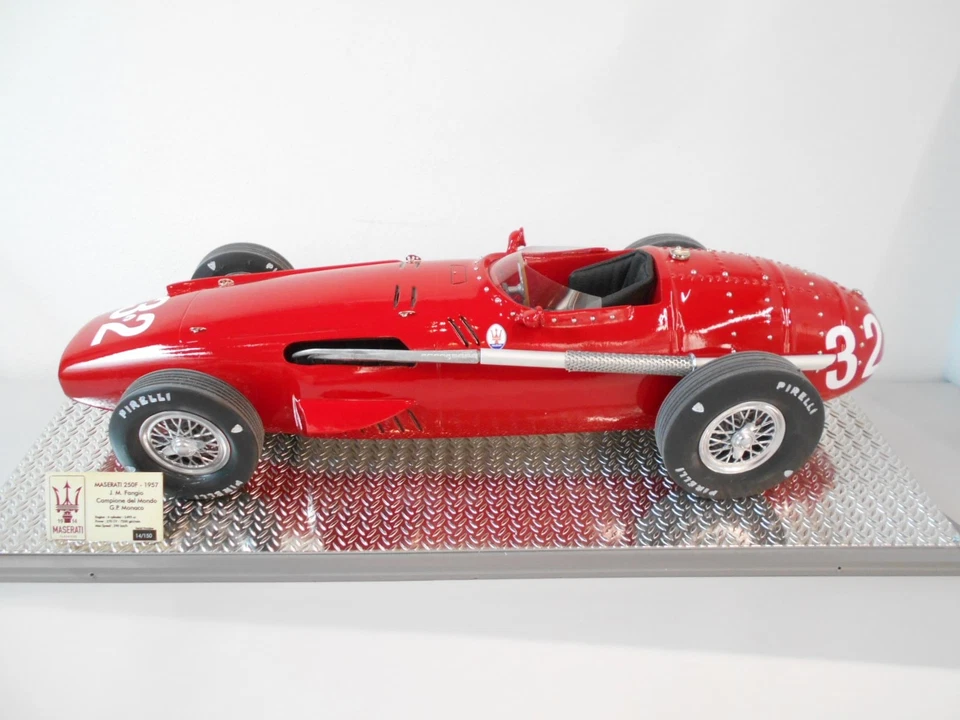 pitMAS205F-F Maserati 250F J.M. Fangio Monaco GP World Champion 1957 1/8 - Immagine 4 di 4