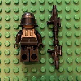 Lego Star Wars Agent Kallus Minifigure Helmet 75083 75158 cracked Torso!