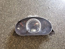 Compteur Mazda MPV