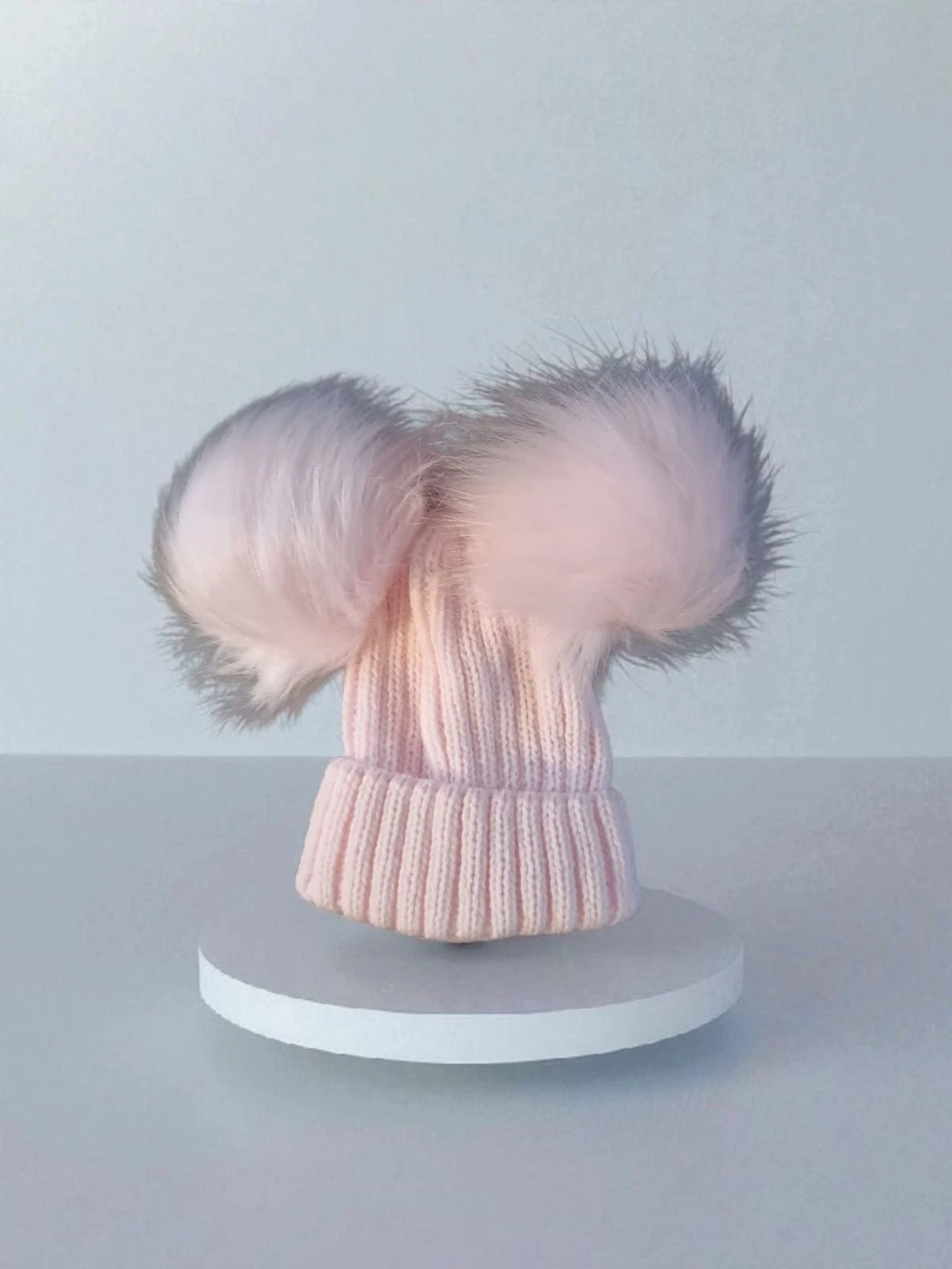 DOUBLE POM POM HAT