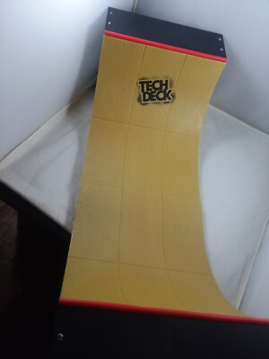 Tech Deck Ramp + 2 Boards