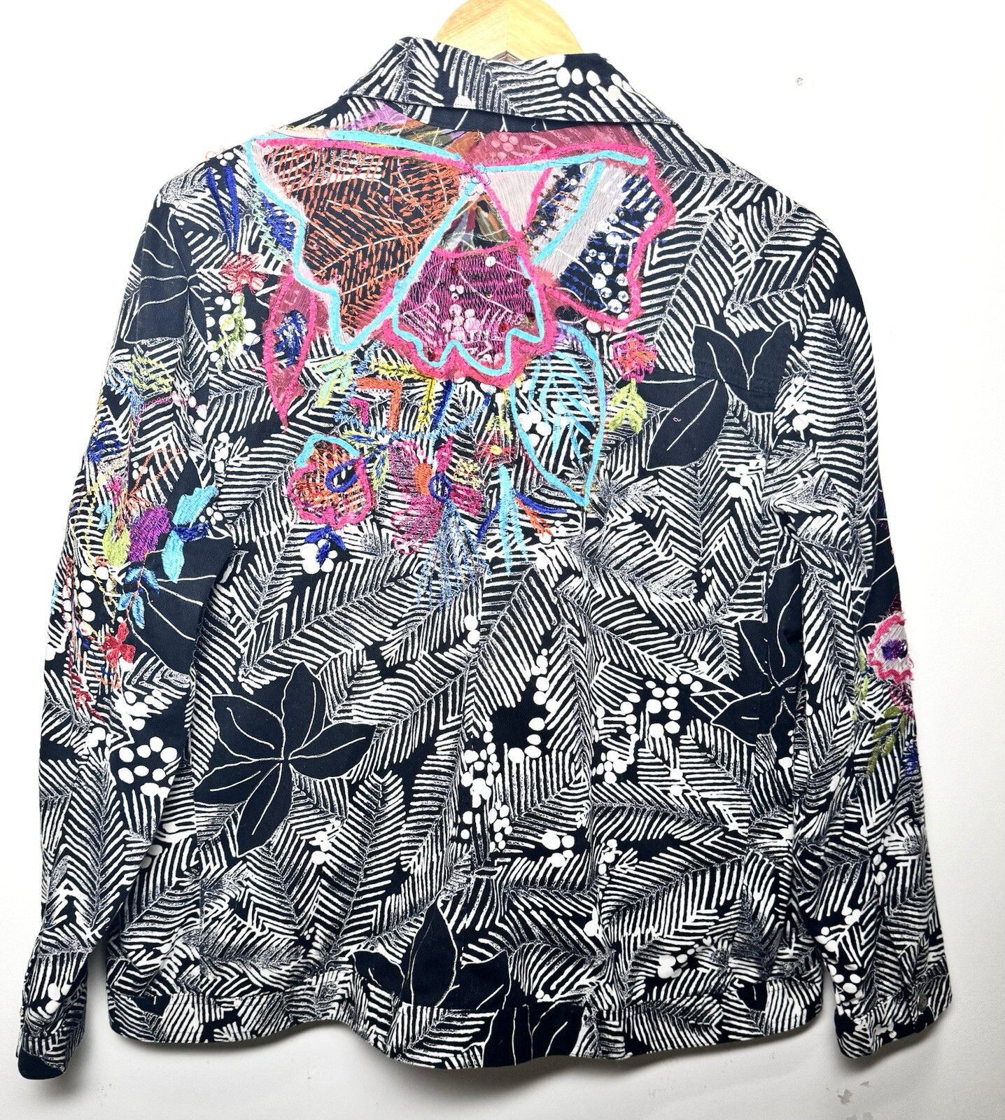 Picture 2 of 10