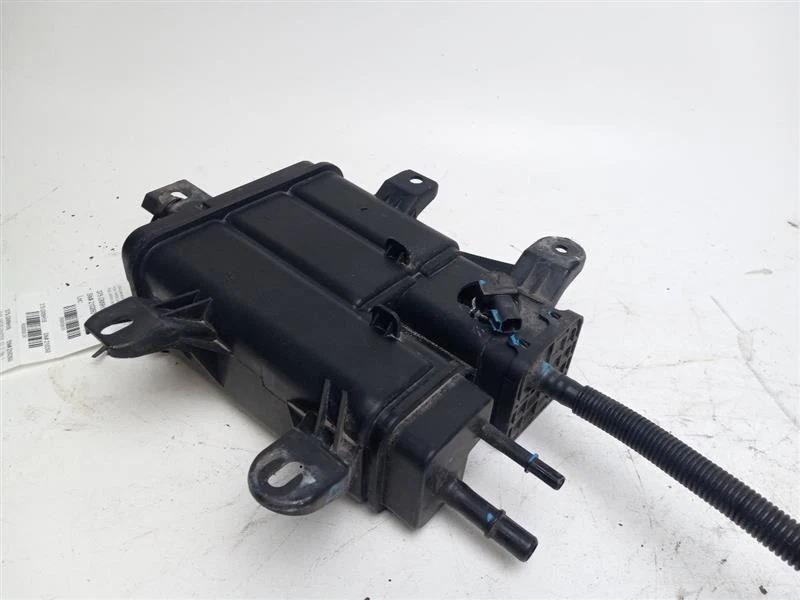 2016 GMC TERRAIN SLE FUEL VAPOR CANISTER 59131 - Image 2 of 4