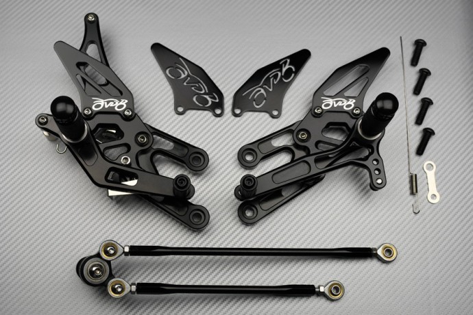 Commandes reculées CBR 600 RR 2003-2004 platines racing noires réglables PC37