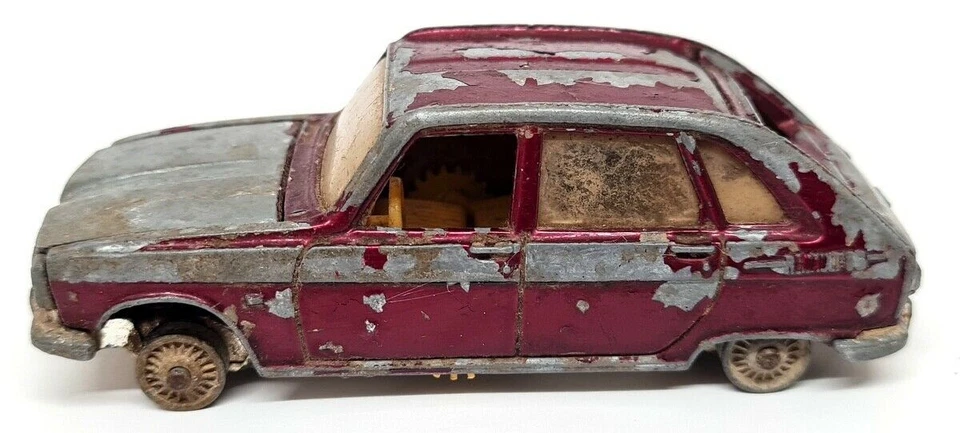 Corgi Toys Vintage - 324 Renault 16 Red Toy Car #38 - Image 3 of 4