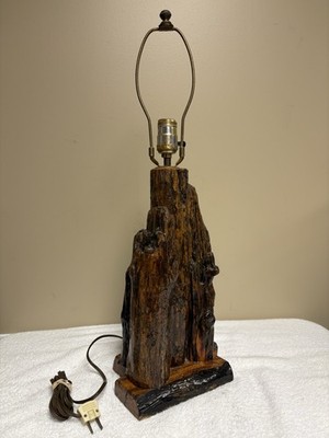 VINTAGE   1970 s Rustic Cedar Log Lodge Cabin Western Wood Handmade Table Lamp