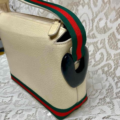 Vintage, Small, Gucci, Beige or Cream Leather with Sherry Line Trim and Strap - Picture 3 of 12