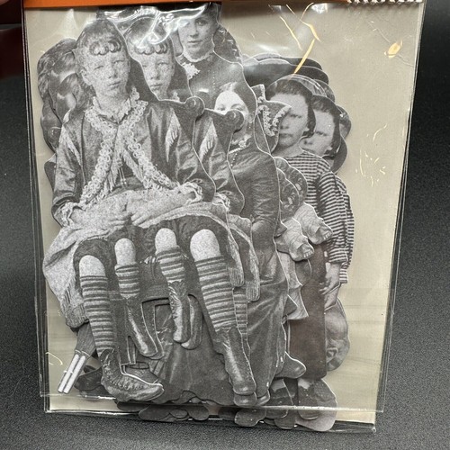 Die Cut Shapes Tim Holtz Style Retro Vintage Black & White People 24 pc - Picture 3 of 8