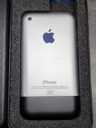 Apple iPhone 2g 4GB 1st Generation with Apple Care Replacement Box Unactivated - Picture 3 of 17